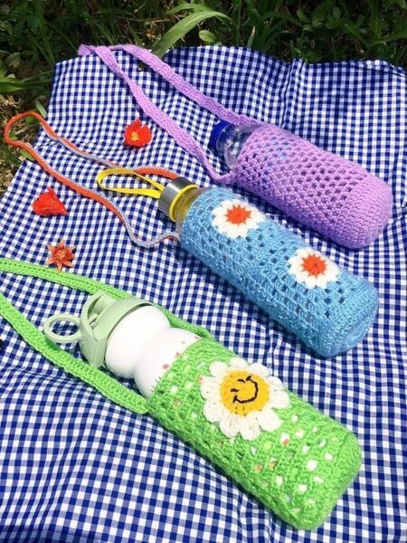 Housse pour bouteille et gourdes en laine