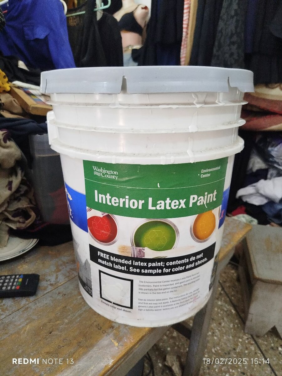 Foreign interior latex paint