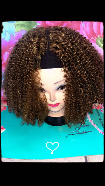 Perruque Bouclée Naturelle