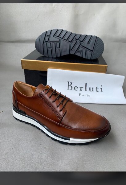 Chaussures en cuir Berluti