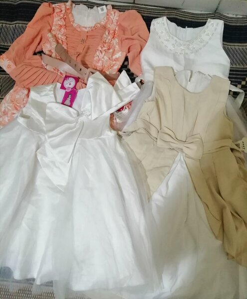 Robes élégantes pour filles