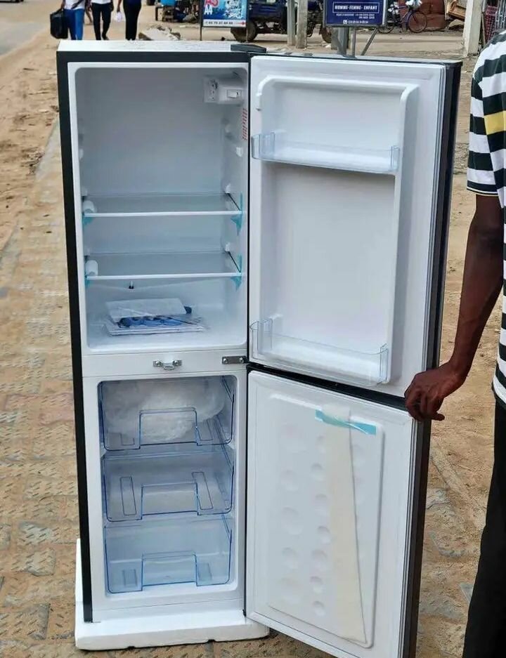 Réfrigérateur Combiné Moderne