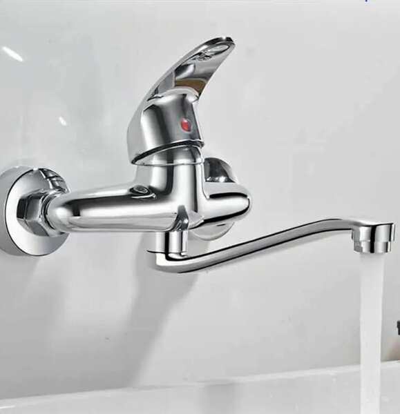 Mitigeur en laiton chromé