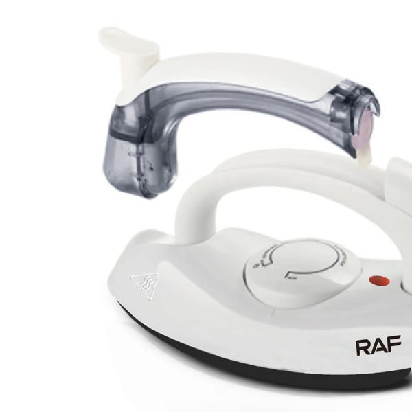 Fer à repasser RAF - Petit et pratique