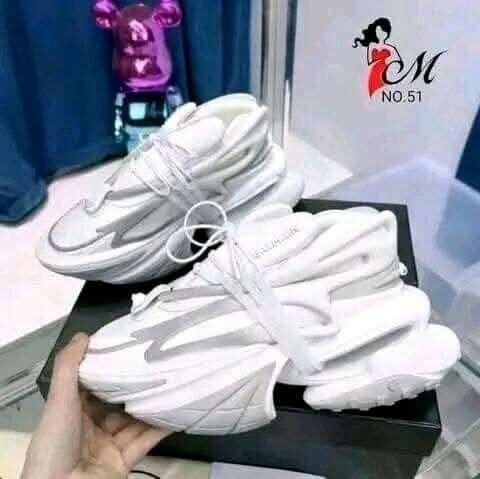 Balmain Sneakers Modernes Unisex