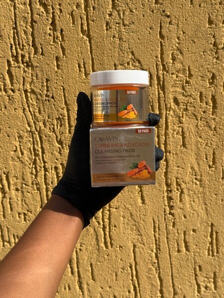 Pads Nettoyants Curcuma et Acide Kojique