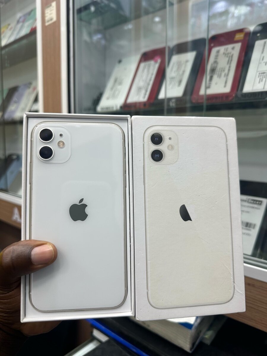 11 simple 64gb tout est dorig