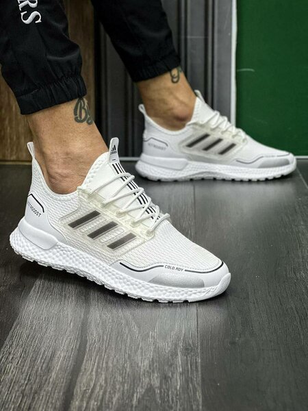 Baskets de sport légères homme