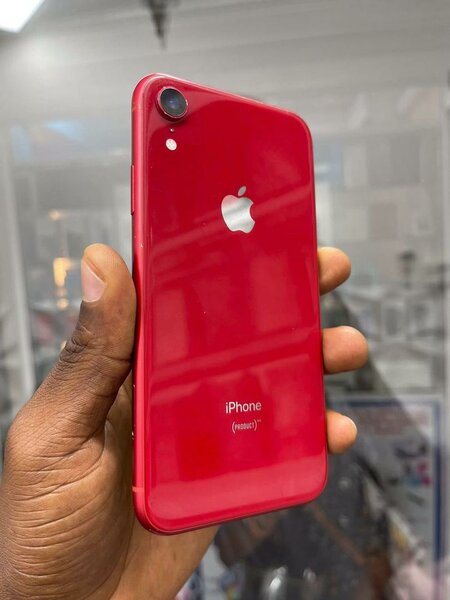 iPhone XR rouge reconditionné