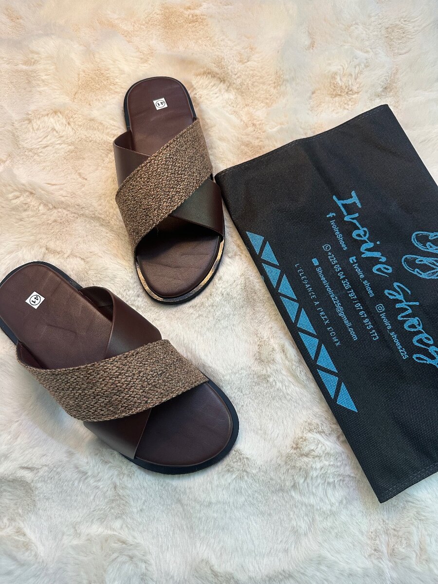 Sandales en cuir tressé