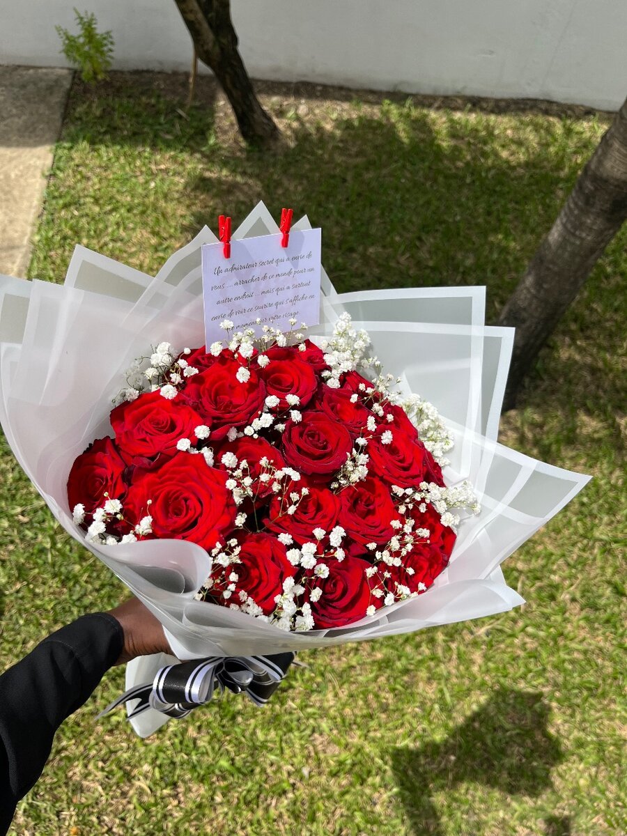 Bouquet de roses rouges élégantes