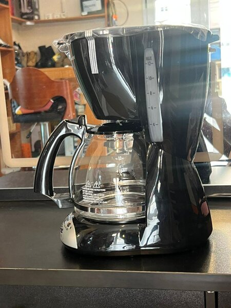 Cafetière électrique 12 tasses