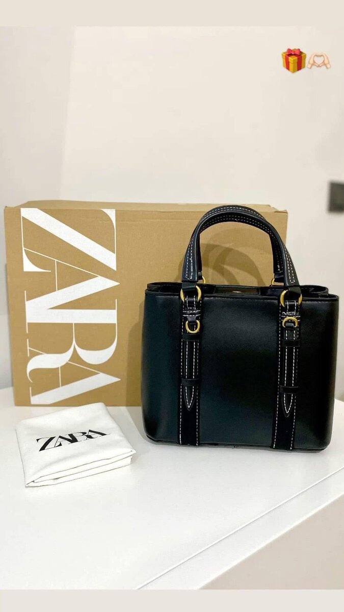Sac à bandoulière en cuir noir Zara
