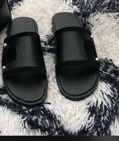 Sandales en cuir élégantes