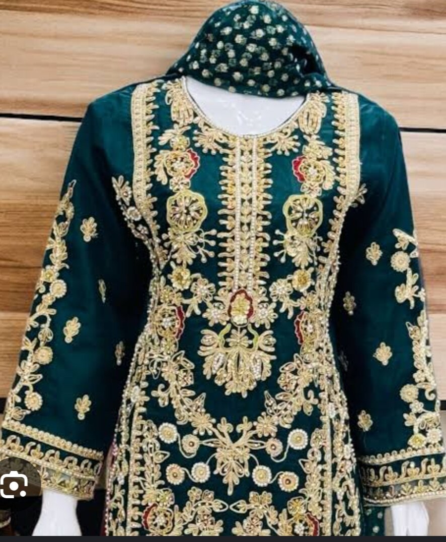 Ladies suit