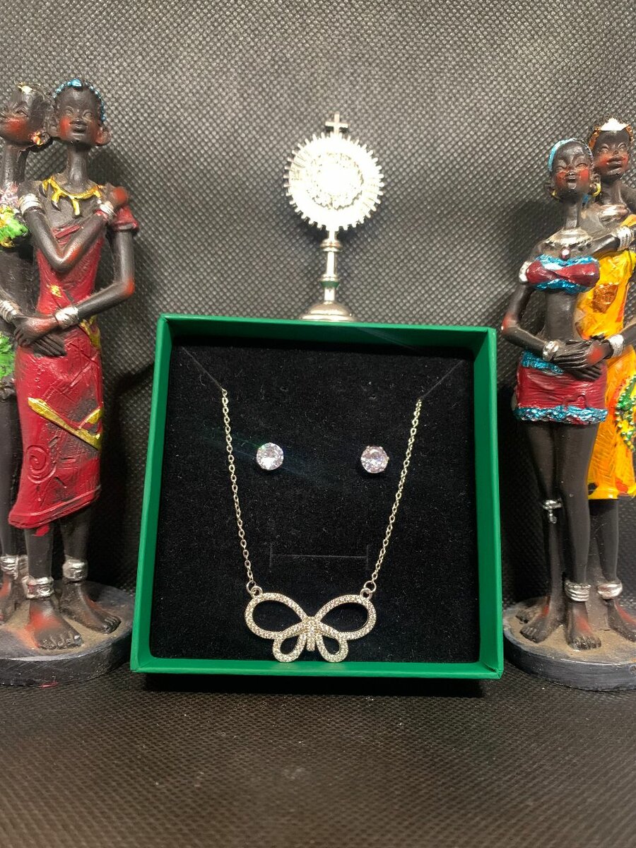 Silver Bow Necklace and Earrings Set