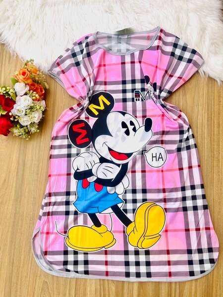 Short cartoon nightwear