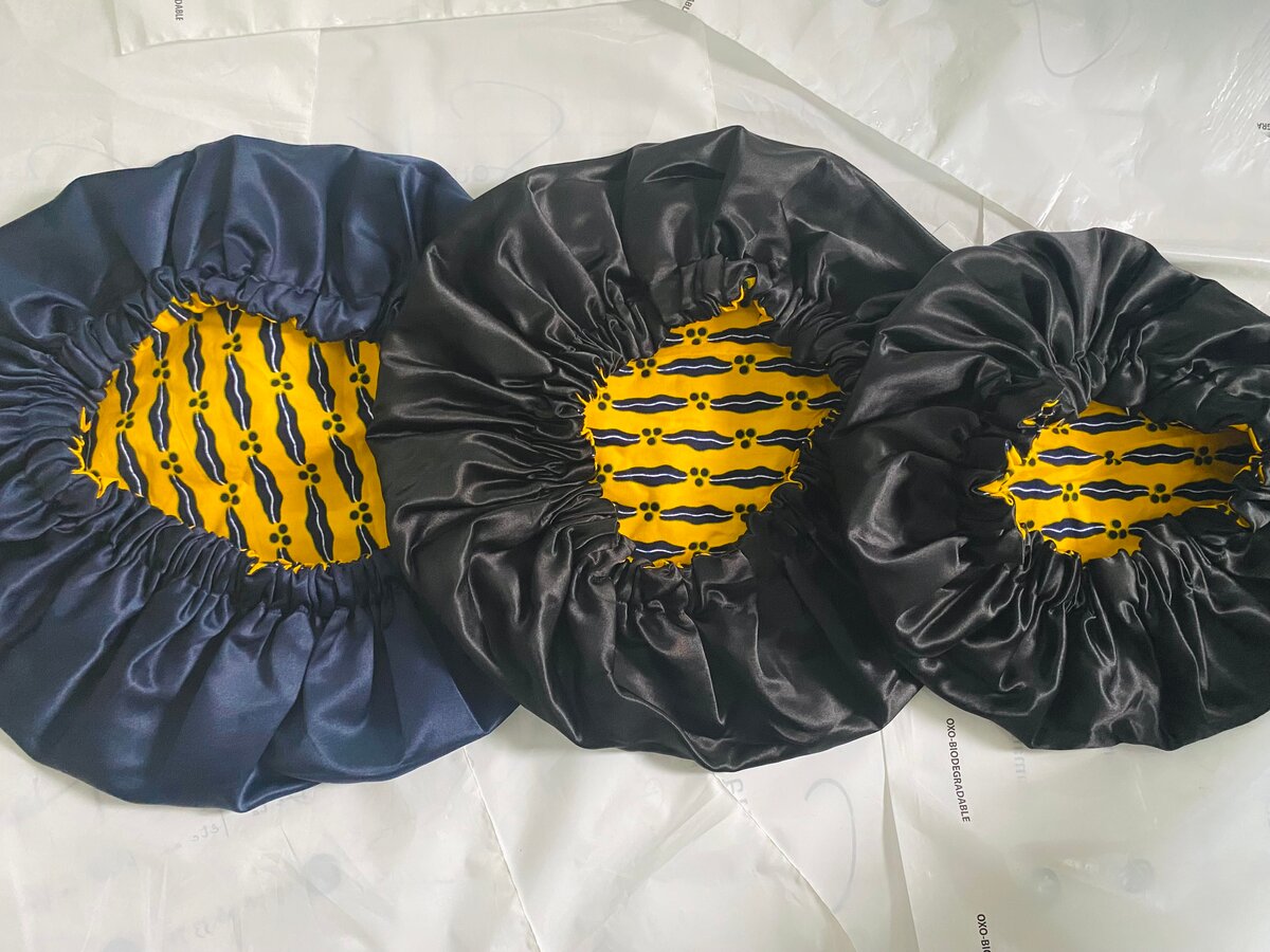 Bonnet mi-PAGNE et SATIN (L)