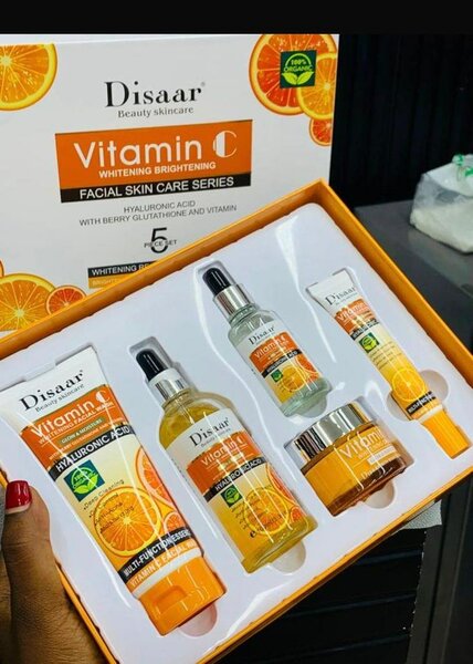 Vitamin C Facial Care Kit