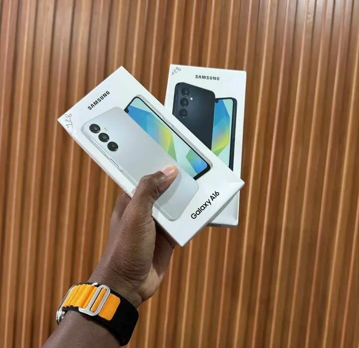 Samsung Galaxy A16 Smartphone