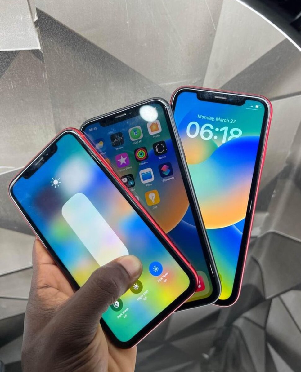iPhone XR 64giga Casineuf importés très propre
