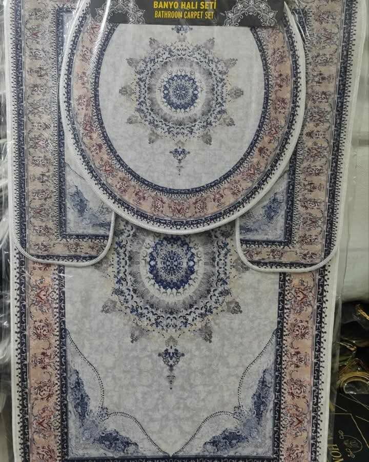 3 pieces Bath Mat set. Very soft and absorbent