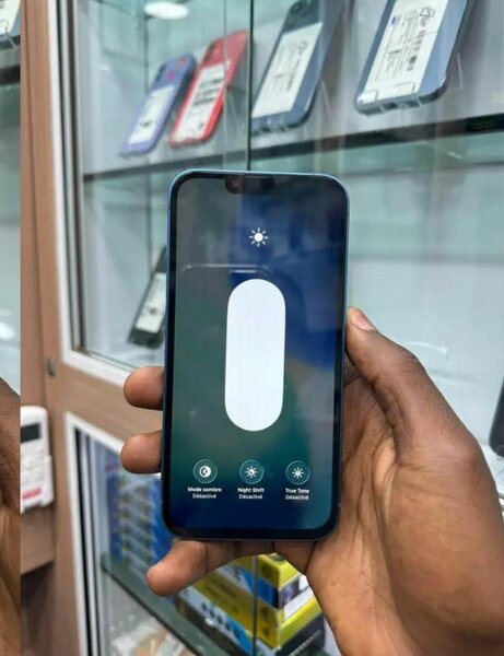 iPhone Bleu - État Excellent