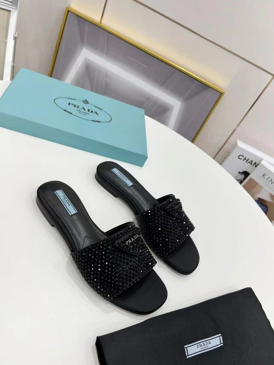 PRADA-Women Sandals/SLIPPERS/Flats
