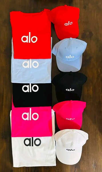 Casquettes et T-shirts Alo