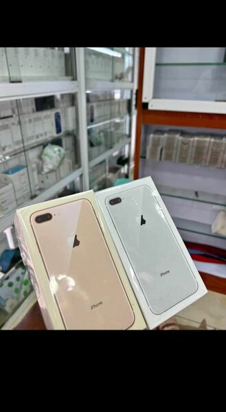 iPhone 8 Plus 64GB Débloqué