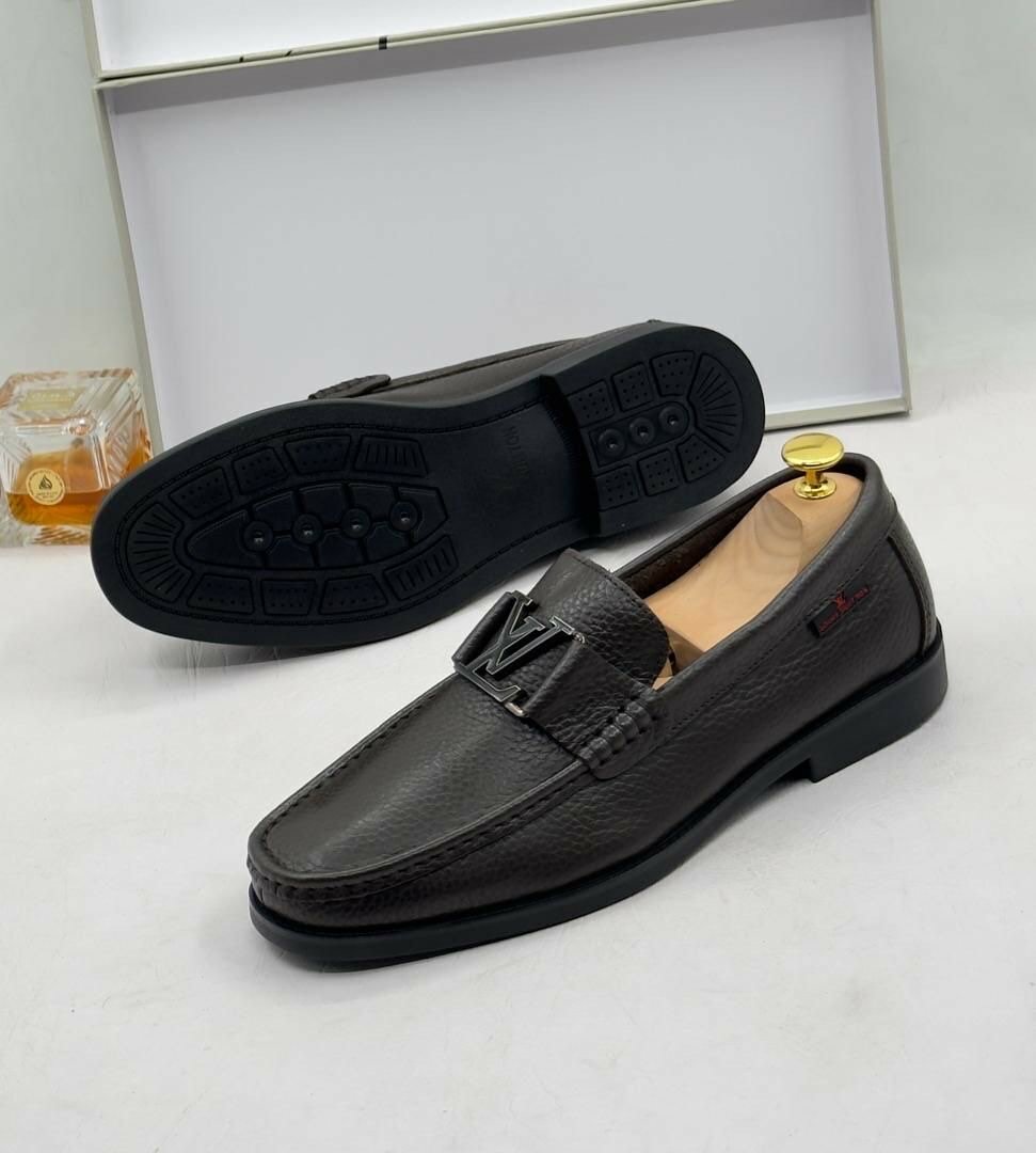 LOUIS VUITTON EXECUTIVE SHOE