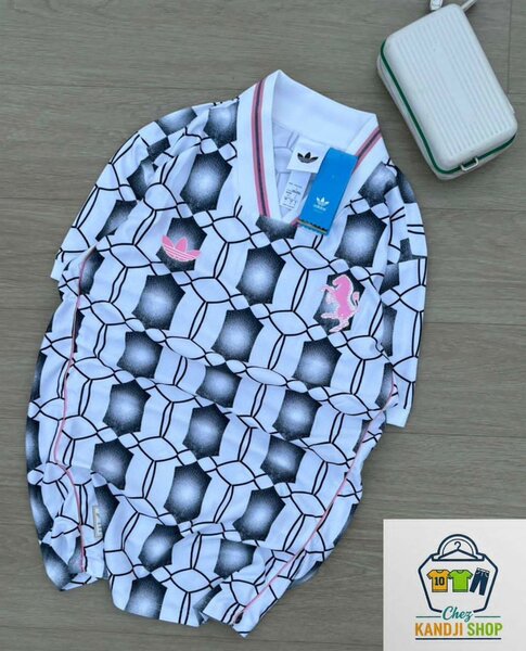 Maillot Adidas rétro football