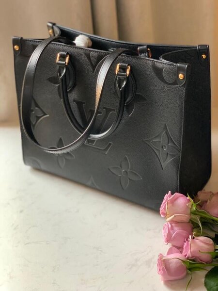 Sac à main cuir noir élégant