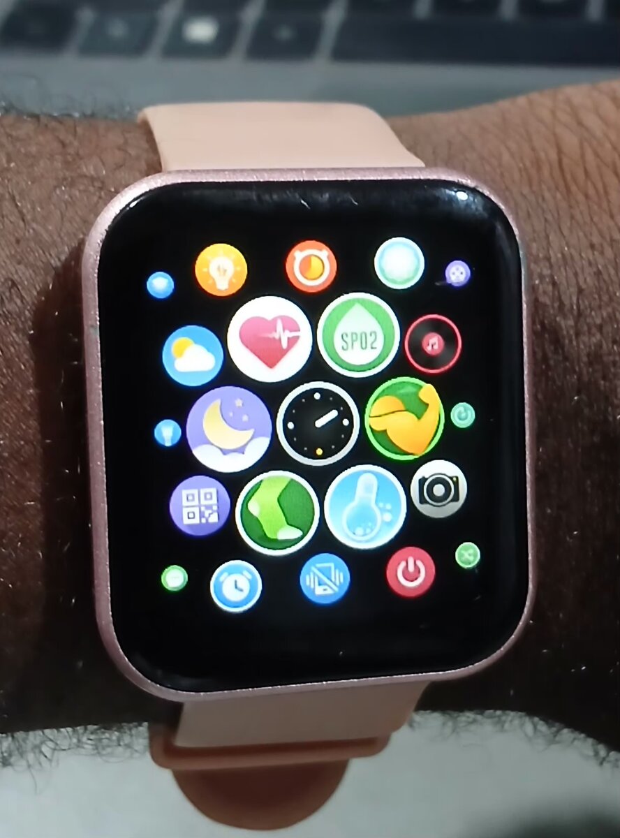 Montre connectée rose élégante