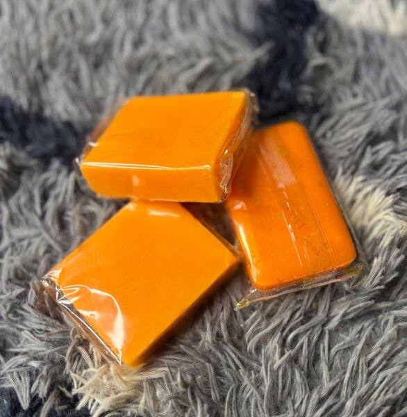 Savon visage éclaircissant