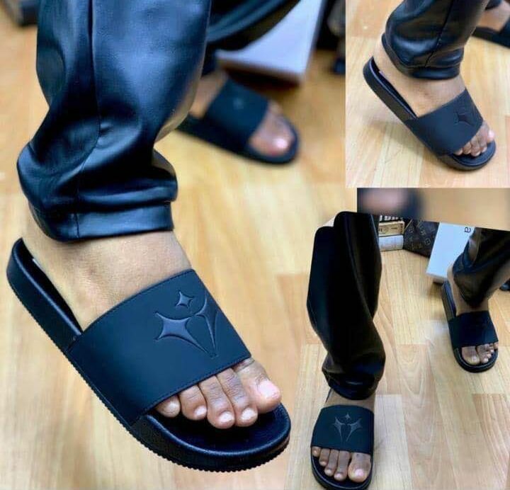 Claquettes élégantes unisexes