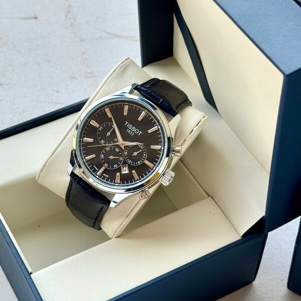 QUALITY LEATHER WATCH