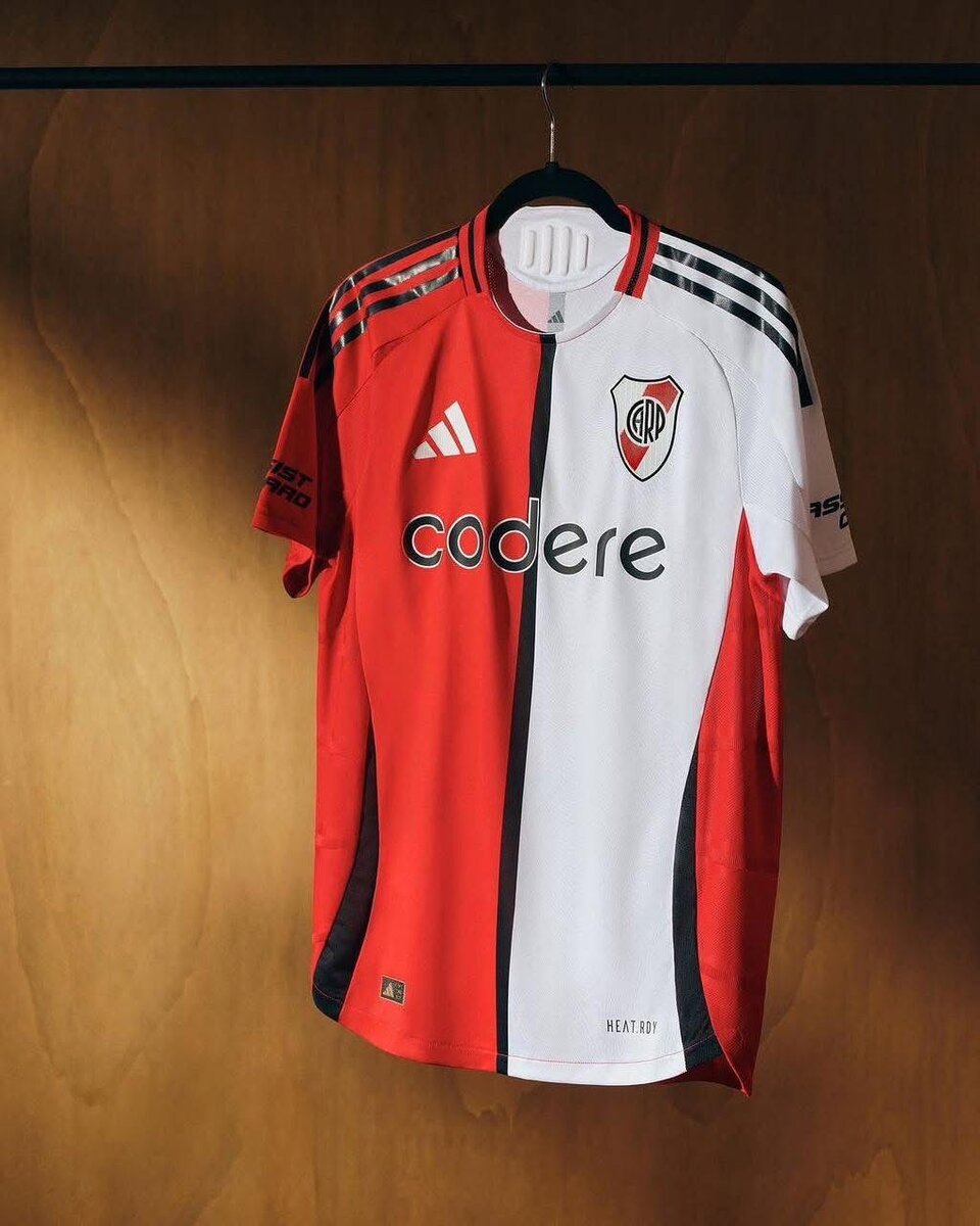 Maillot des équipes de foot