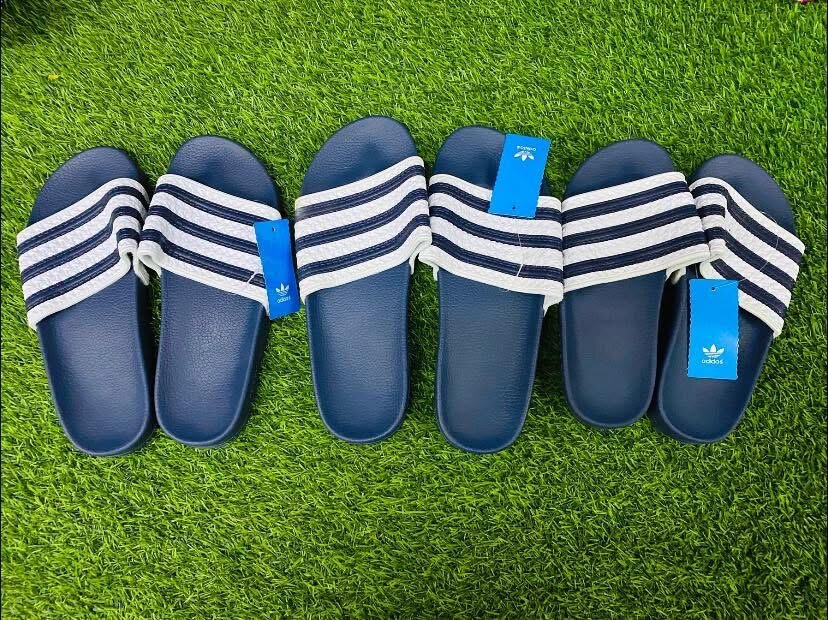 Claquettes rayées confort