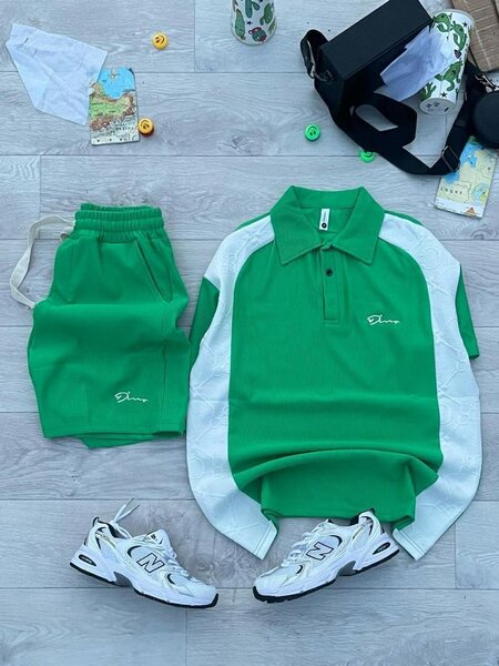 Ensemble de tennis vert