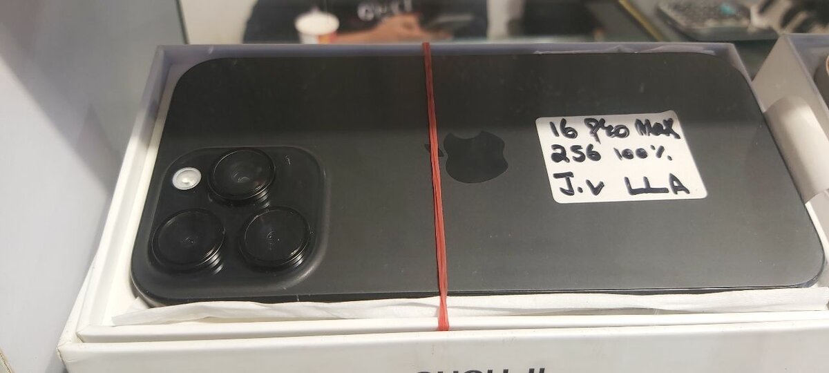 Apple i phone 16 pro max 256gb black Non Pta J.V