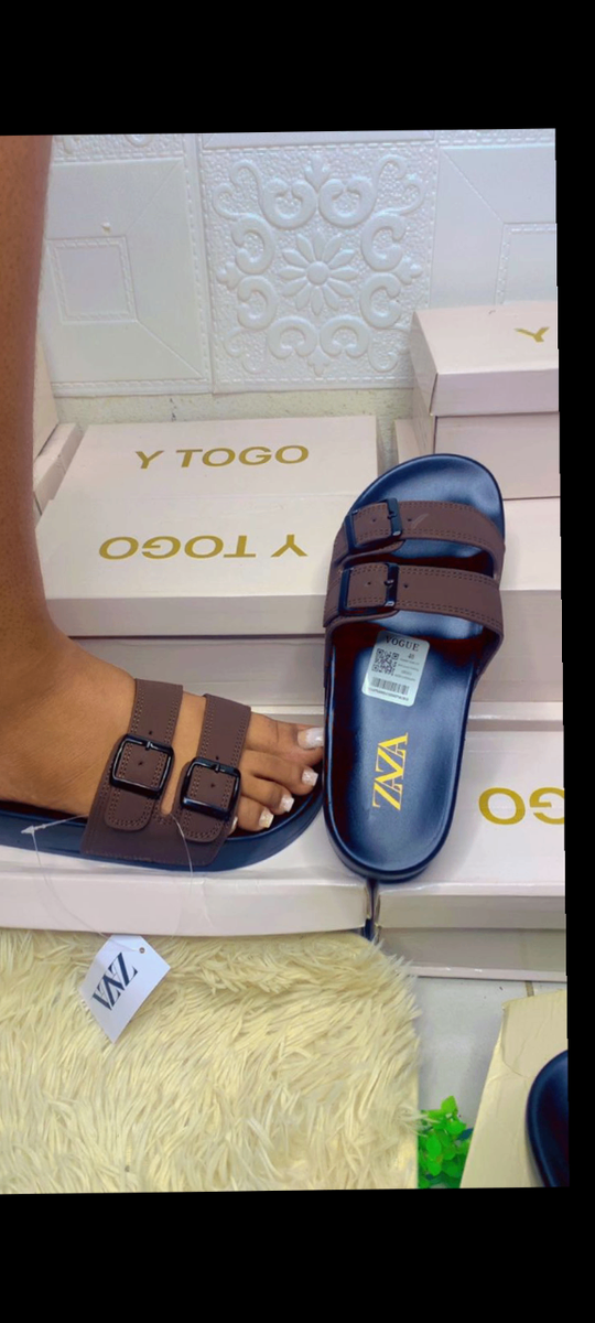 Sandales à boucle élégantes