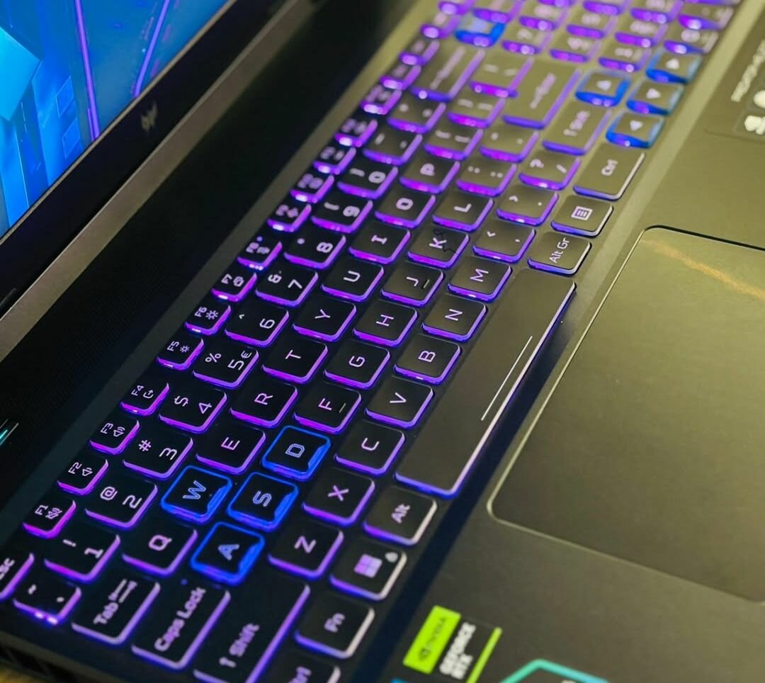 ACER PREDATOR HELIOS NEO 16