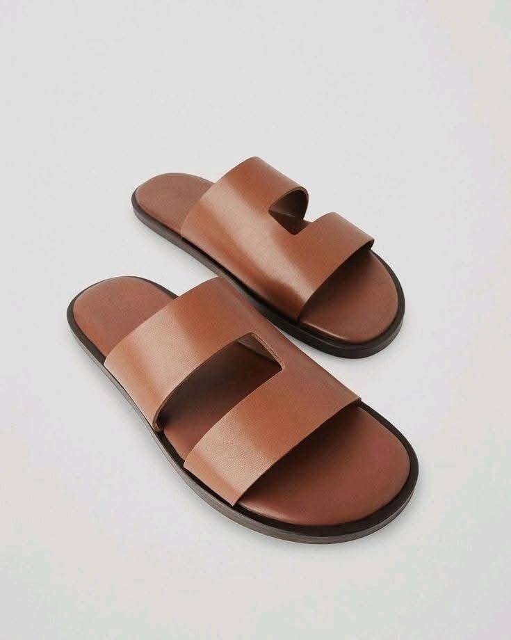 Sandales en cuir marron homme