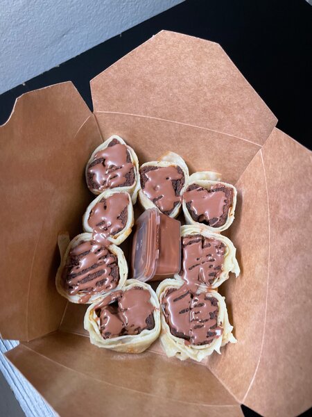 Crêpes roulées au chocolat