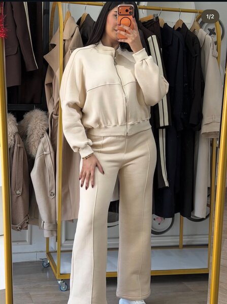 Ensemble de jogging beige élégant