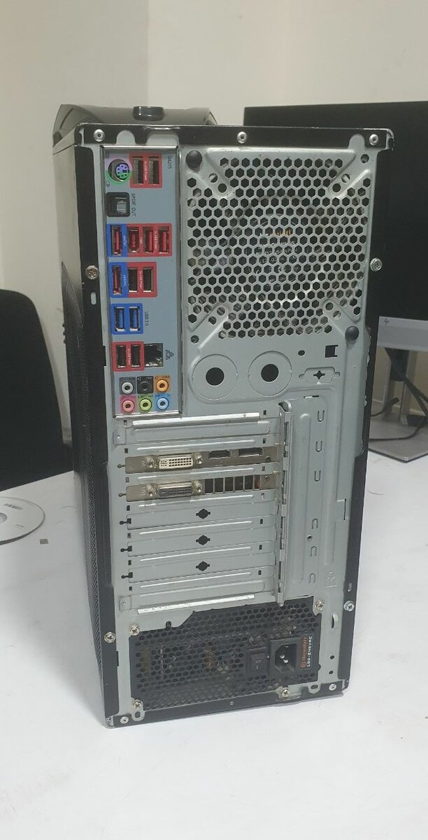 UC Gaming GIGABYTE  AMD Fx