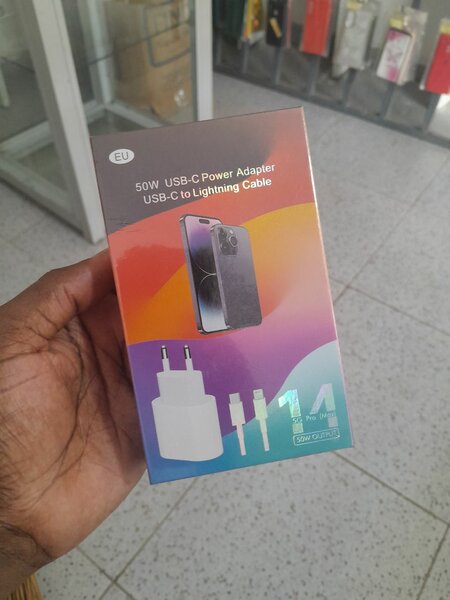 Adaptateur USB-C 50W avec câble