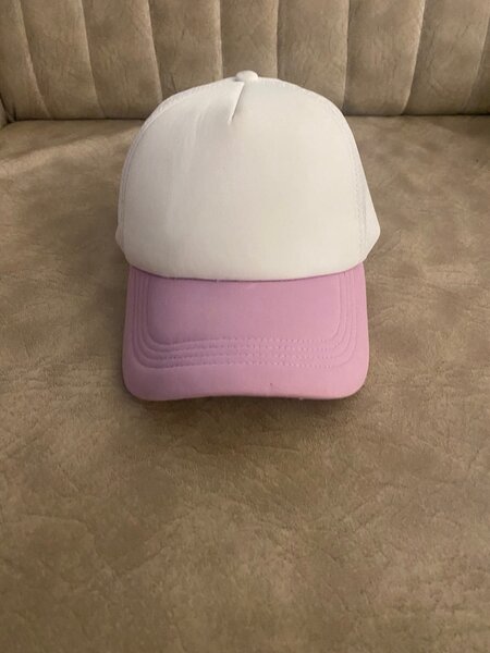 Trucker hat