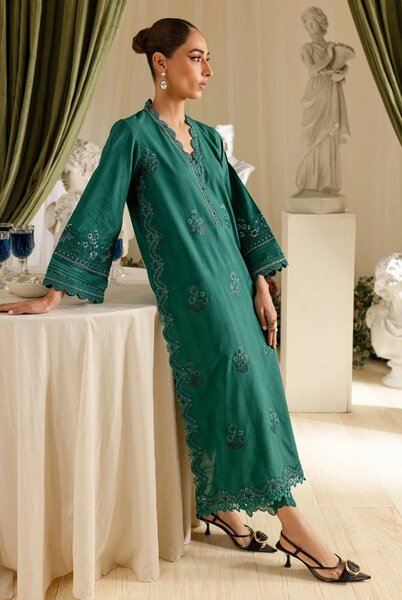 Nureh outfit in 40%off. 2 piece embroidered cambric jacquard